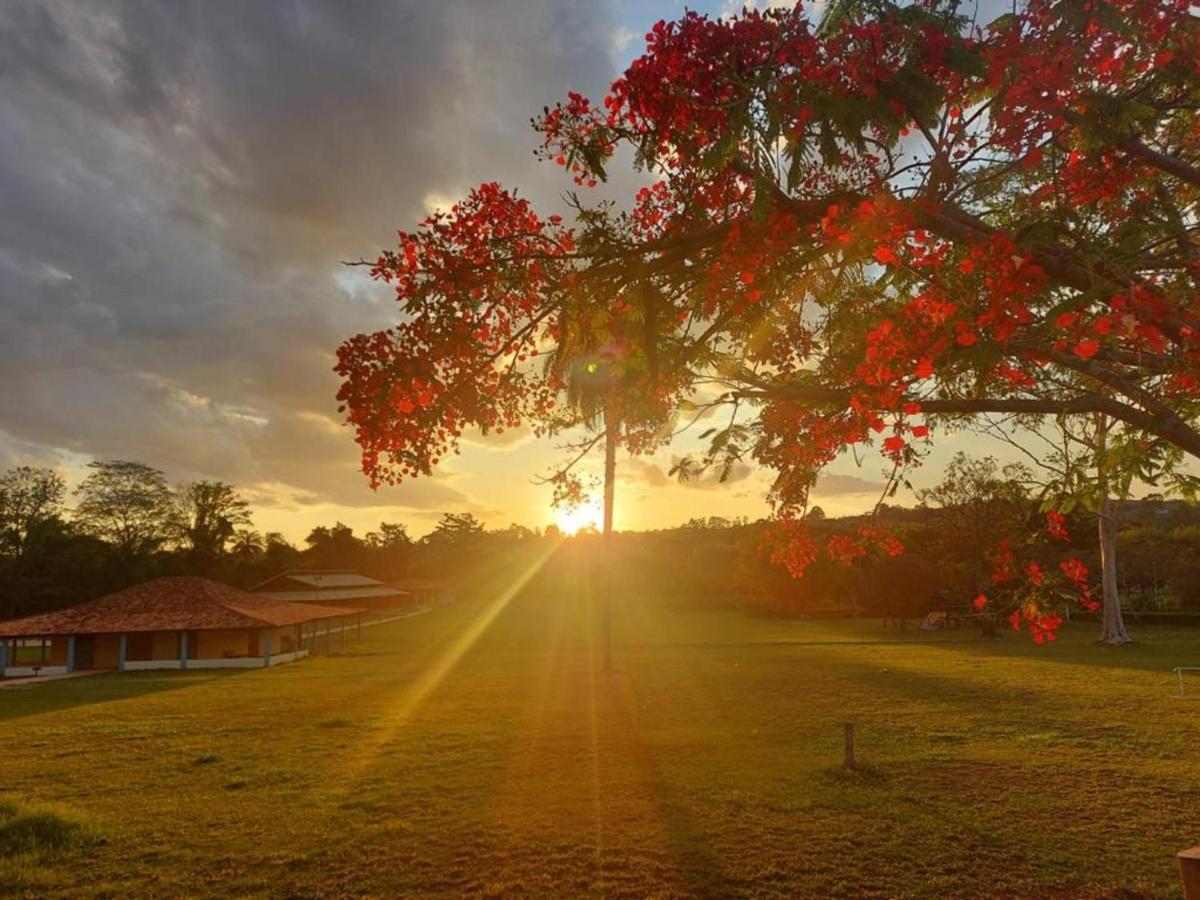 Sertao Veredas Hotel Fazenda Paraopeba 外观 照片
